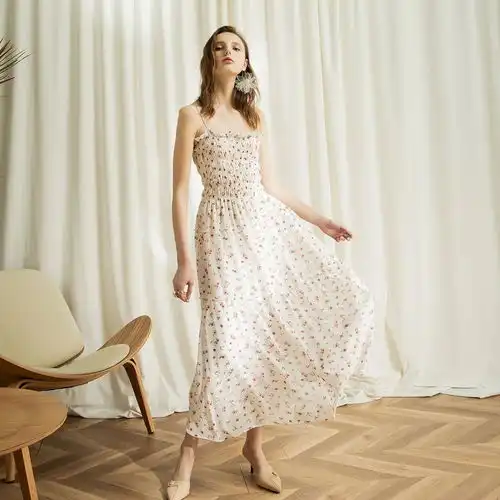 有没有好看的碎花裙碎花控,求推荐衣服,裙子,谢谢各位美丽的小仙女