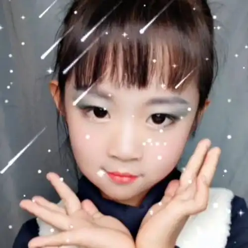 9岁女孩来生理期,医生检查孩子早熟,除了长不高还有这些影响
