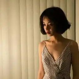 社会头像女最近很火的社会头像女