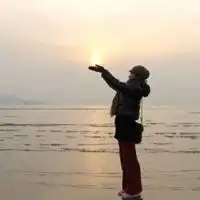 冬季海边唯美女生头像微信头像图片大全