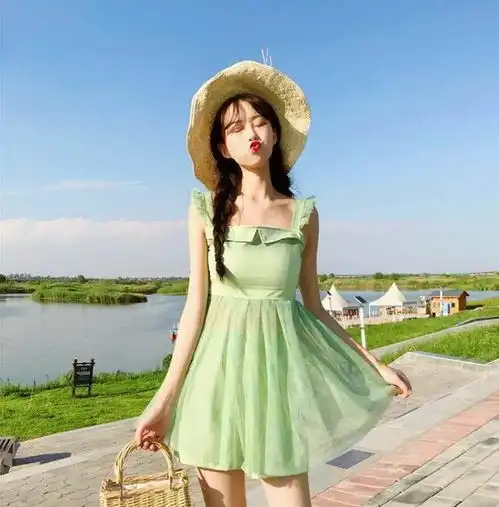 开心一笑闺蜜让我叫她美女,给我100块我都叫不出口