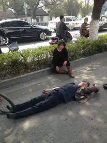 苏州男子疑勾引人妻街头遭暴打