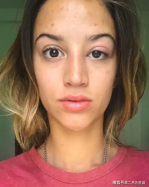 美少女16岁辍学打工,只为环游世界,破吉尼斯纪录后身价过亿
