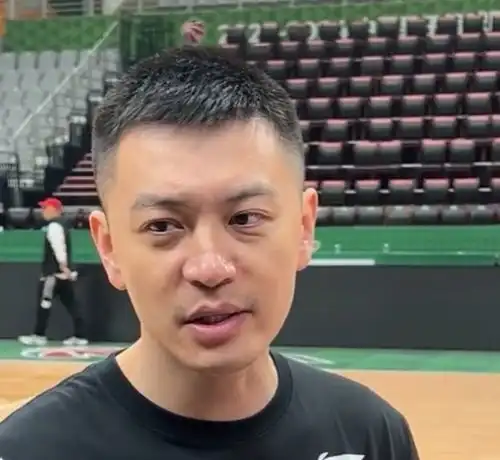 杨鸣不管广东男篮缺谁我们还是做好最困难的准备