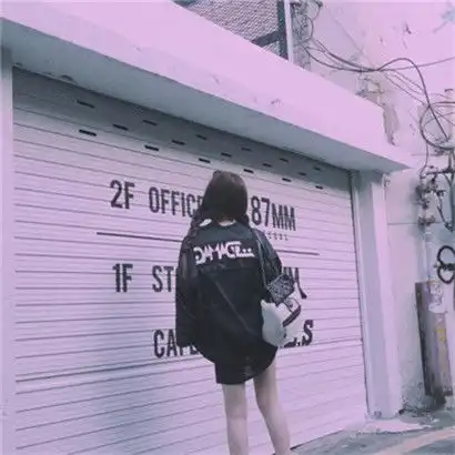 女生海边背影头像长发系列,伤感孤单的女人