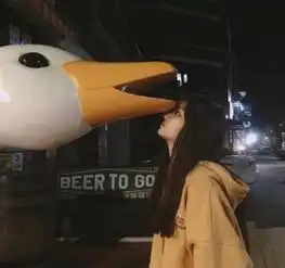 若女生对你有感觉,不经意间会给你这3个暗示,很准