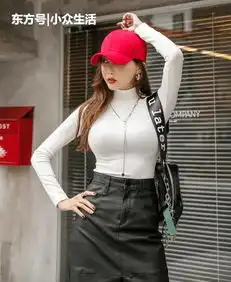 街拍美女休闲搭配上街,简约又有女人味,展现轻熟美