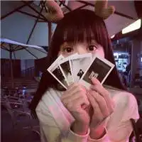 个性女生qq头像陪我的时候别想着她