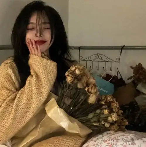 甜雪晴明女生头像
