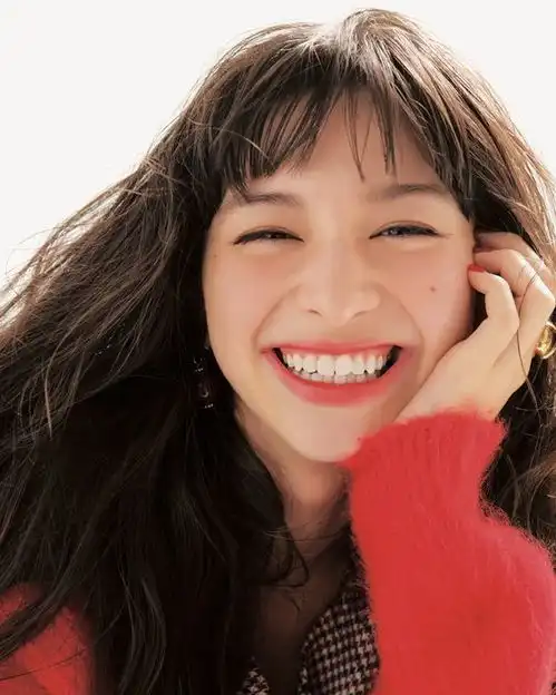 征服香奈儿的混血女神,有吴佩慈的身材却摆出水原希子的臭脸