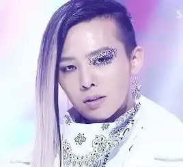 花花绿绿的权志龙,集齐七种颜色可以召唤神龙