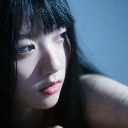 女头我看到前方黑暗的尽头