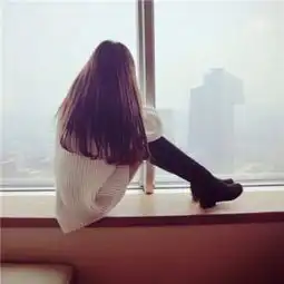 qq空间头像女生背影长发最新大图久念之人在梦不在眼