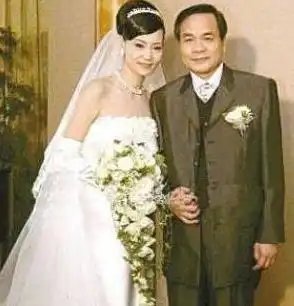 琼女郎刘雪华遭刘德凯抛弃失去子宫,婚后意外丧夫无人陪伴
