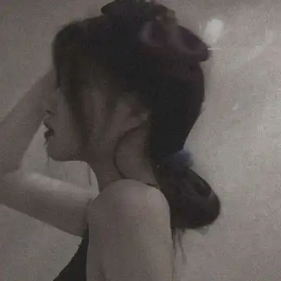 伤感头像女真人黑暗系2021所有热爱的事情都不要留有余力