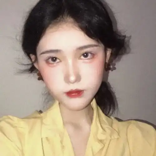 甜酷风女生头像