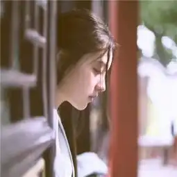 长发美女少女小清新头像2018情绪都在脸上这样不好