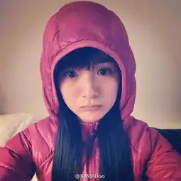 北影清纯美女李依伊阳光写真