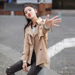身高不足160小个子女生,风衣别挑过膝款,按照这个长度更显高
