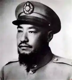 民国第一恶霸军阀,霸占5000多名女子,逃到国外也难改恶习