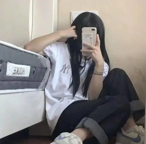 这样的头像,高级又好看
