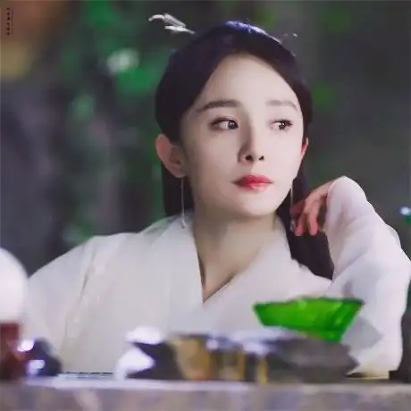 演了10年少女的杨幂,这回人设真的稳了倾行女神涣活节