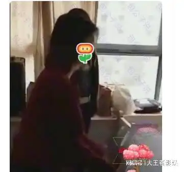 江苏男子趁妻子医院照顾孩子,带情人回家,妻子临时回家撞破现场