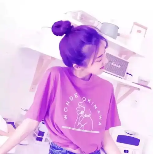 女生头像突如其来的委屈,连笑都带着僵硬619