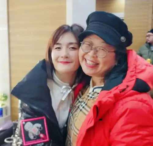 被曝今年结婚后,沈梦辰直言后年生孩子,温柔透露杜海涛喜欢女孩