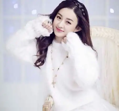 女人生娃如重生李小璐宛若少女,赵丽颖灵气消失,杨颖美艳高贵