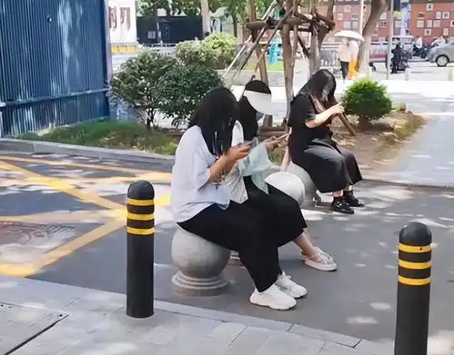 高温下石墩能治月经火了后,出现人传人现象,医生给出建议