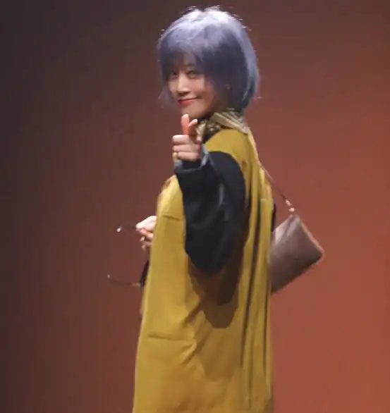 女星化老年妆为妈妈应援,张馨予霸气,徐璐俏皮,吴昕美成东北赫本