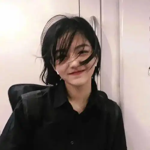 好看的真人女生头像集