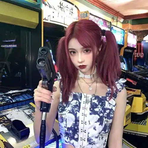甜酷女生头像令人惊艳的不会太早出场