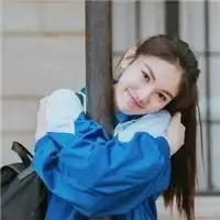 微信头像穿校服的女生微信头像图片大全
