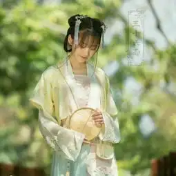 诗意意境古风女生头像