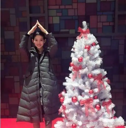 北大博士校花火了在选美比赛中获奖,可谓颜值与才华并存