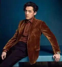有一种发型叫胡歌长发,网友半年不剪发不洗头都没这效果