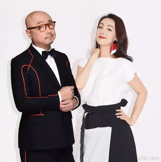同样是深眼窝配置为什么陶虹看起来比袁泉更有精神