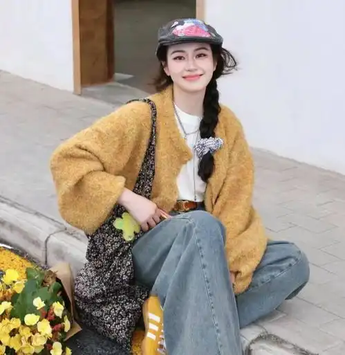 入春后火了一种穿搭叫基础款平底鞋,40女人穿简单干净显气质