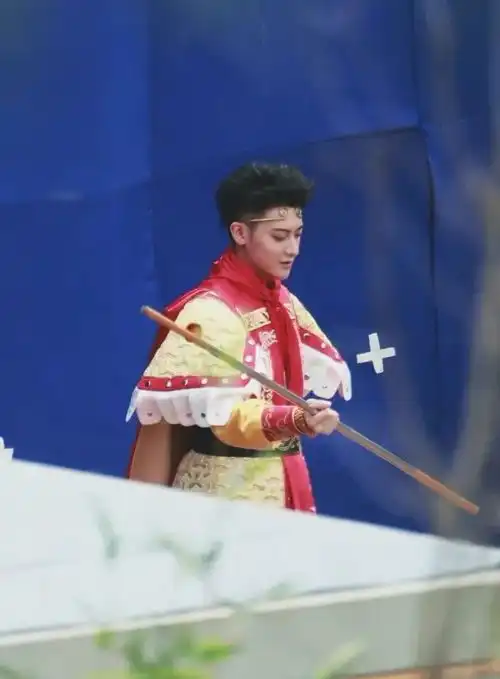 杨紫的红孩儿造型太美艺人的奇葩扮相大盘点