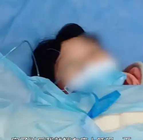 广西柳州女子煤气中毒被狗狗舔醒瞬间没意识,没它可能没命了