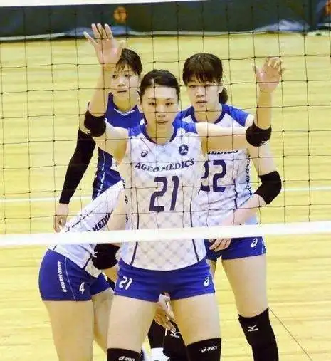 女排叛徒王亚辰,加入日本籍为日本参赛,扬言打败朱婷如今怎样了