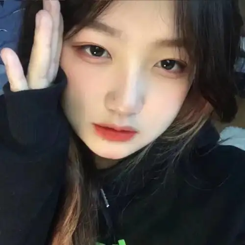 女生头像他一在都在对吧