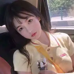 清爽夏天美女头像喜欢的风轻轻吹