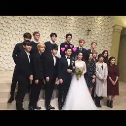 让somi心动六次的男人结婚了灿烈世勳站一排陪娶