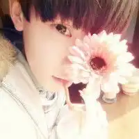 qq情侣头像速配要配上这张头像的男生头像谢谢