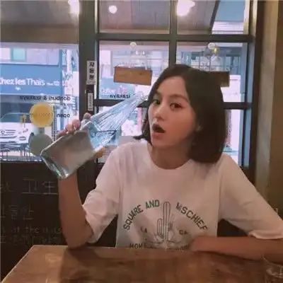 2023最新活泼鬼马女生头像