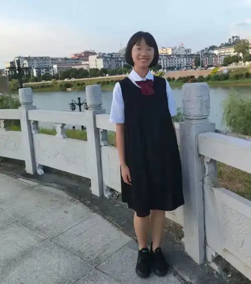公共学习好棒广西环江14岁女孩绘画作品登上天宫