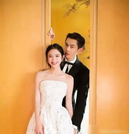 在美女如云的娱乐圈,唐艺昕是如何让张若昀死心塌地的